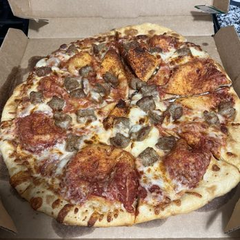 Marco's Pizza - Worst pizza I have ever received from this place. All air bubbles and hardly any cheese. It looks and tastes like shit! - Pizza Near Me - Worthington, Ohio Marco's Pizza - Worst pizza I have ever received from this place. All air bubbles and hardly any cheese. It looks and tastes like shit! - Pizza Near Me - Worthington, Ohio