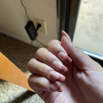 Angels Nails & Spa - Nail Salons Near Me - Chico, California