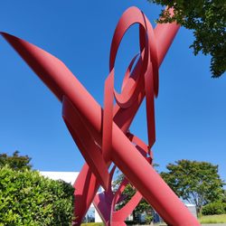 Stargazer Statue - Isn't it striking?