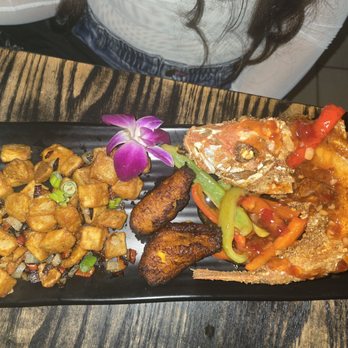 Suite 36 Brunch & Bistro - It was very good fried snapper n potatoes - Breakfast & Brunch Near Me - Bellerose, New York