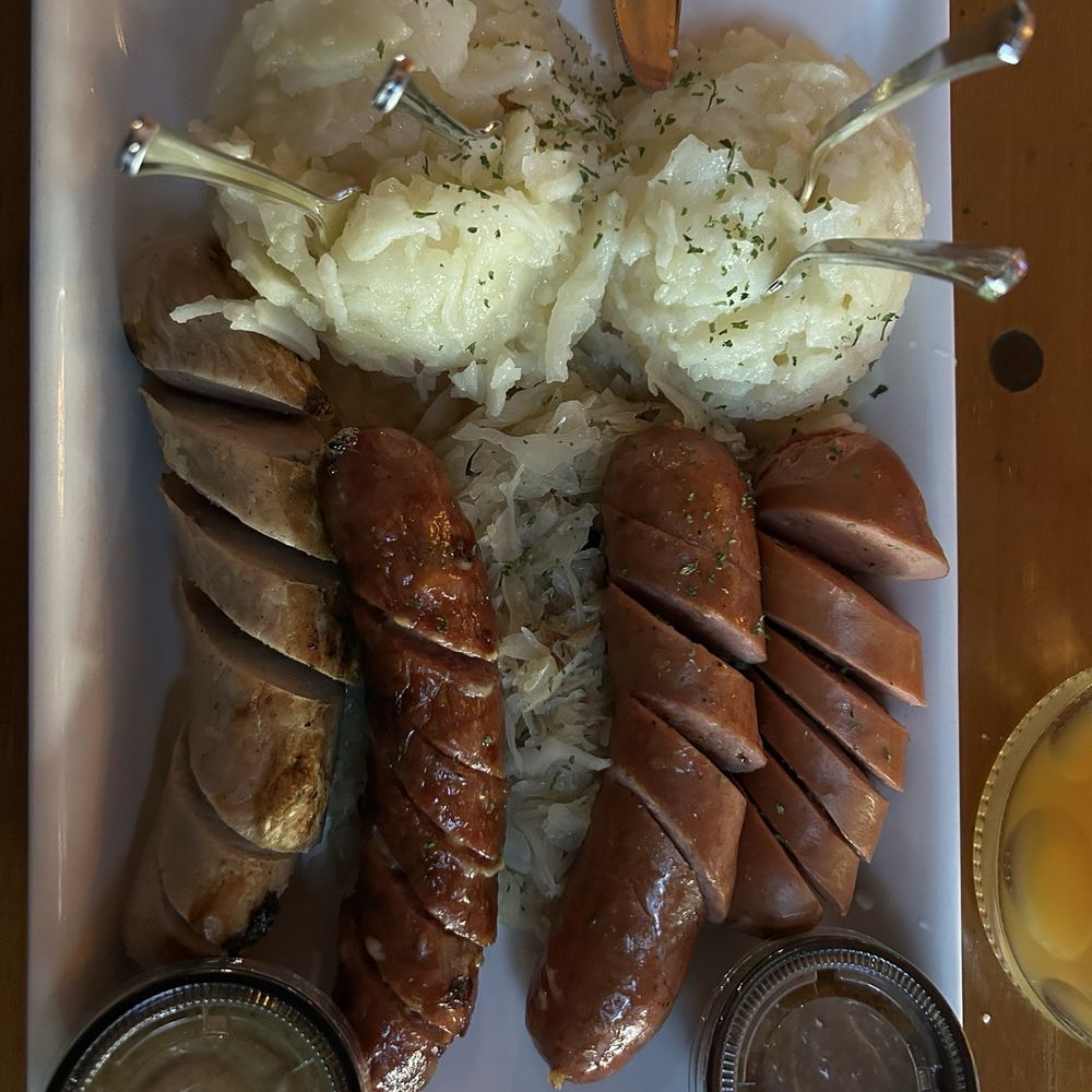 Plattduetsche Park - Bavarian wurst sampler platter - German Near Me - Franklin Square, New York Plattduetsche Park - Bavarian wurst sampler platter - German Near Me - Franklin Square, New York