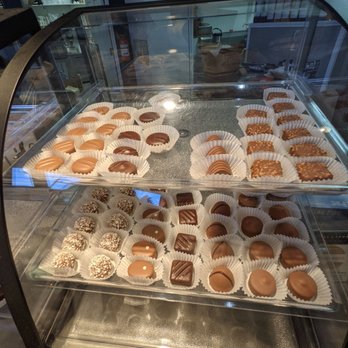 Chocolat Vitale - Different varieties of chocolates - Chocolatiers & Shops Near Me - Seattle, Washington Chocolat Vitale - Different varieties of chocolates - Chocolatiers & Shops Near Me - Seattle, Washington
