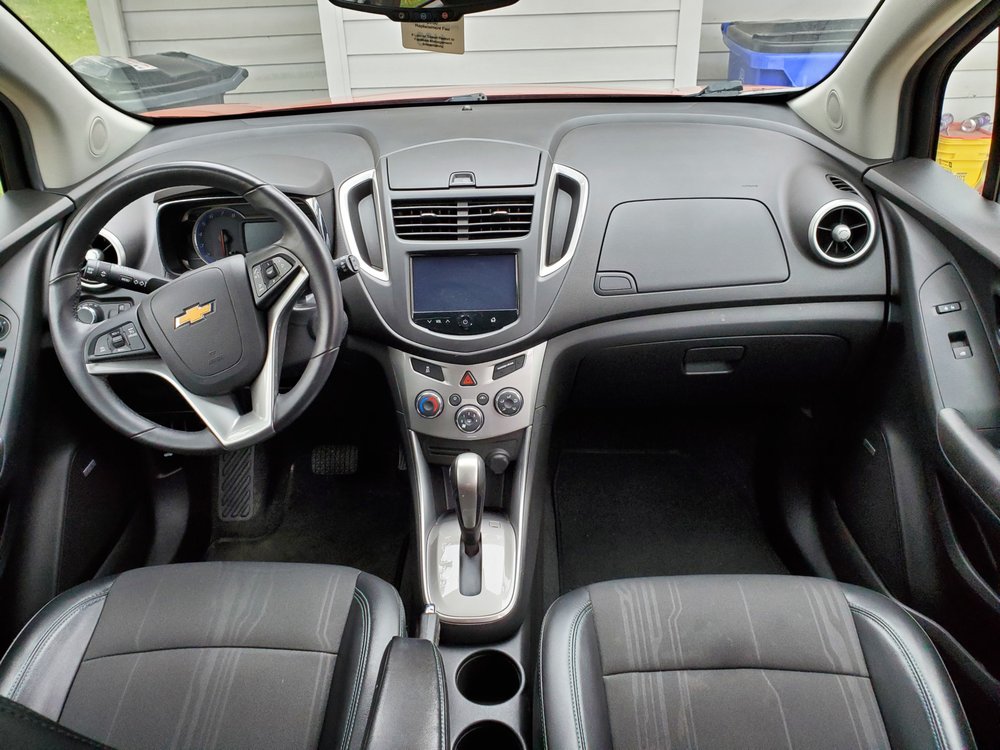 HAWKEYE DETAILING with photos Updated August 2024 12 Photos 519 40th St NE, Cedar Rapids