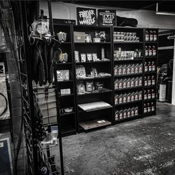 Shop Showroom