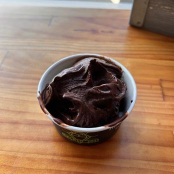 Nado Gelato - Chocolate gelato - Ice Cream & Frozen Yogurt Near Me - Coronado, California Nado Gelato - Chocolate gelato - Ice Cream & Frozen Yogurt Near Me - Coronado, California