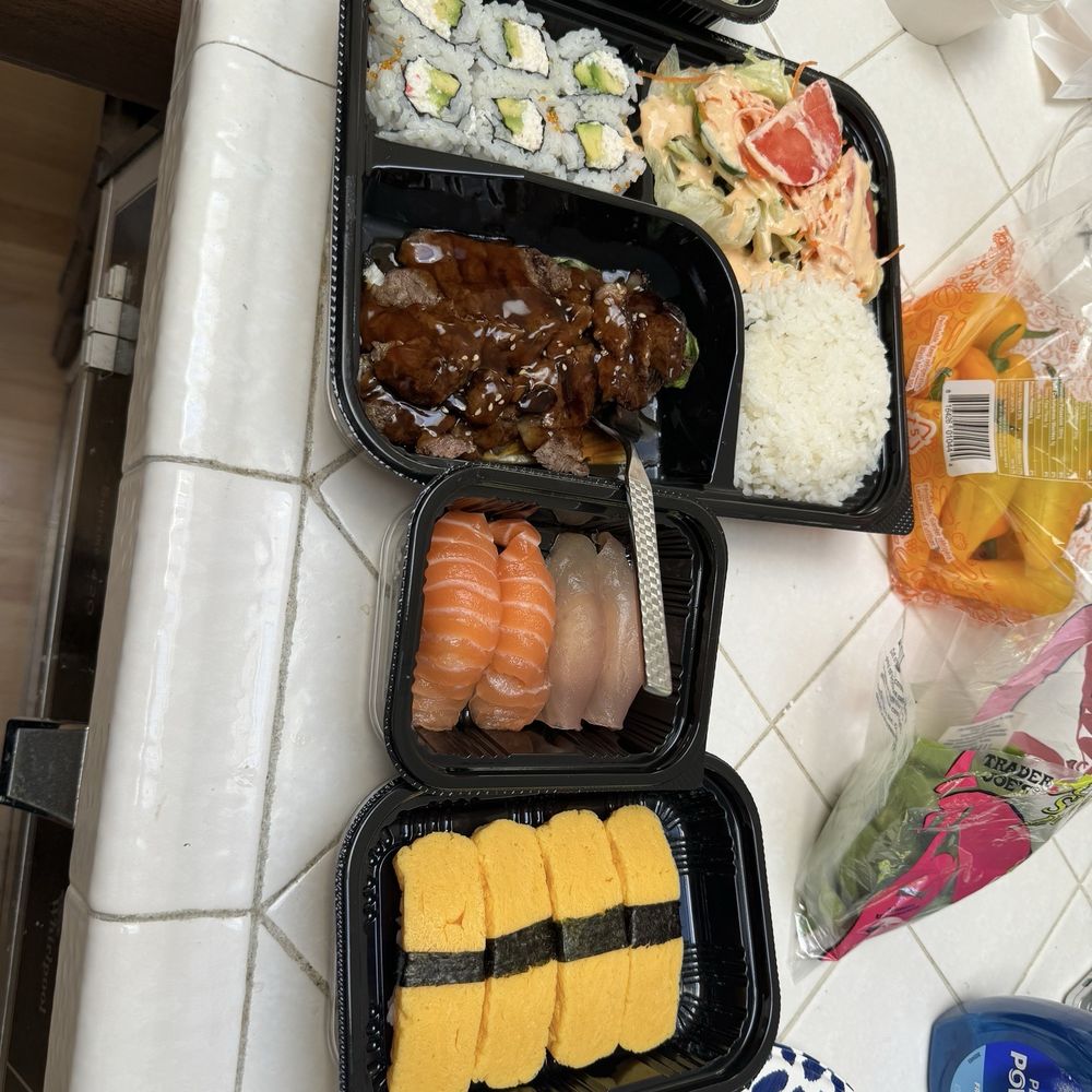 Bashamichi Sushi and Bar - Tamago, R5. California Roll - Japanese Near Me - Millbrae, California Bashamichi Sushi and Bar - Tamago, R5. California Roll - Japanese Near Me - Millbrae, California