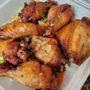 August Moon Chinese Restaurant - Salt and Pepper Chicken Wings - takeout - Chinese Near Me - Sammamish, Washington August Moon Chinese Restaurant - Salt and Pepper Chicken Wings - takeout - Chinese Near Me - Sammamish, Washington