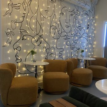 Cafe Belli - Indoor Decor - Cafes Near Me - Atlanta, Georgia