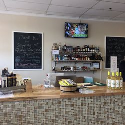 Marta's Vineyard Wine and Spirits - Front counter