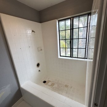Always Refinishing - BEFORE - Kitchen & Bath Near Me Always Refinishing - BEFORE - Kitchen & Bath Near Me
