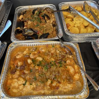 PoBoys Kitchen - Shrimp and Grits, seafood jambalaya and mini cornbread muffins - Southern Near Me - San Francisco, California PoBoys Kitchen - Shrimp and Grits, seafood jambalaya and mini cornbread muffins - Southern Near Me - San Francisco, California