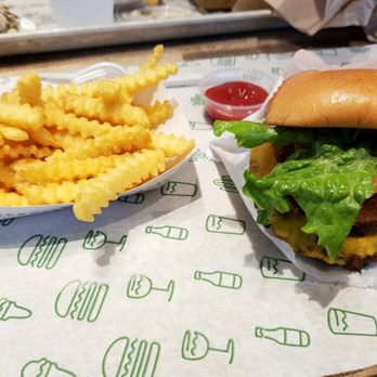 Shake Shack Glendale - All mine - Burgers Near Me - Glendale, California