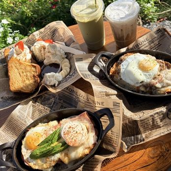 Island Brew Coffeehouse - French Toast Eggs Benni Loco Moco - Coffee & Tea Near Me - Honolulu, Hawaii Island Brew Coffeehouse - French Toast Eggs Benni Loco Moco - Coffee & Tea Near Me - Honolulu, Hawaii