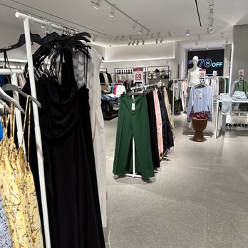Mango - Women's Clothing Near Me - Mississauga, Ontario
