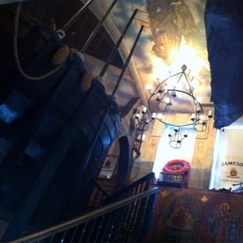 Fado Irish Pub - Irish Near Me - Chicago, Illinois Fado Irish Pub - Irish Near Me - Chicago, Illinois