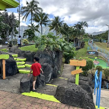 Bay View Mini-Putt & Zipline - Two courses. $14 for Keiki for one course. - Mini Golf Near Me - Kaneohe, Hawaii Bay View Mini-Putt & Zipline - Two courses. $14 for Keiki for one course. - Mini Golf Near Me - Kaneohe, Hawaii
