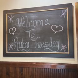Ruby Tuesday - Entry way