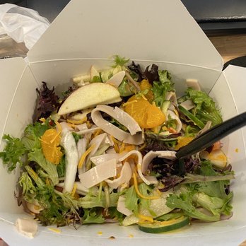 Crisp - Build your own salad - Roasted turkey, apples, pears, red onions, cucumbers, oranges, tomatoes - Salad Near Me - Charlotte, North Carolina Crisp - Build your own salad - Roasted turkey, apples, pears, red onions, cucumbers, oranges, tomatoes - Salad Near Me - Charlotte, North Carolina