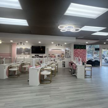 Best Nails and Spa - New remodeling - Nail Salons Near Me - Portland, Oregon