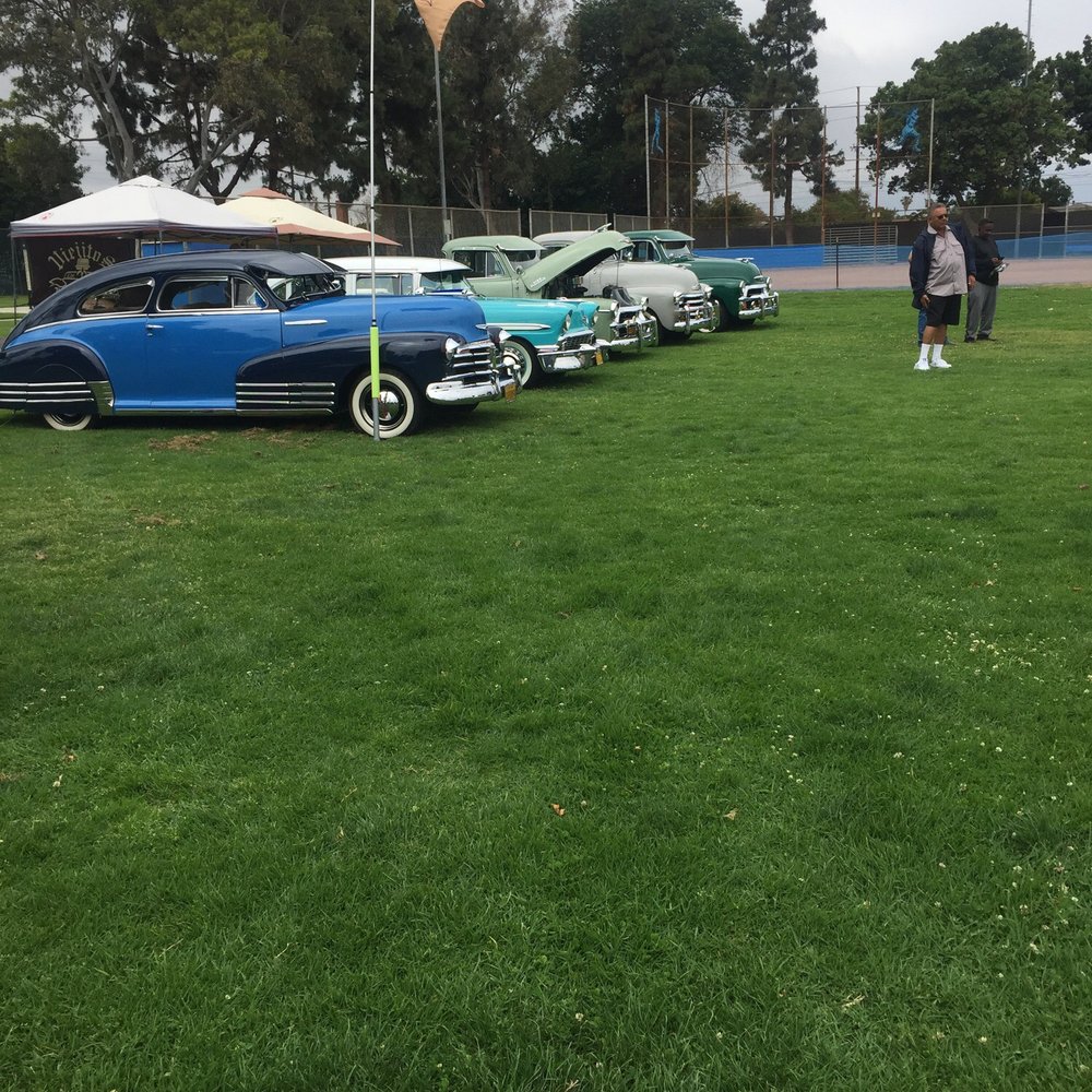 Dolphin Park - Parks Near Me - Carson, California Dolphin Park - Parks Near Me - Carson, California