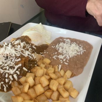 Cocuyo’s Restaurant - Chilaquiles Rojos With Potatoes, Eggs, And Beans. - Mexican Near Me - Soledad, California