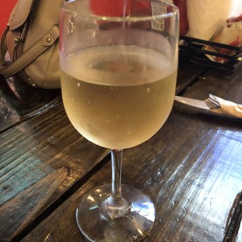 Dixie Grill - Wine - Southern Near Me - Aiea, Hawaii