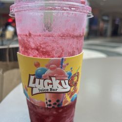 Lucky 9 Juice Bar - Beet, lemon, and ginger smoothie