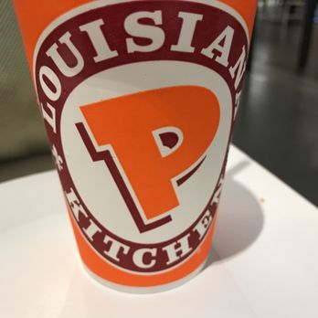 Ogilvie Transportation Center - I forgot my bottle water but Popeyes gives me complementary water - Train Stations Near Me - Chicago, Illinois