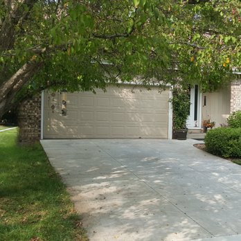 B & M Tree Service & Landscaping - Blocking garage doors and overhang - Tree Services Near Me - Pierz, Minnesota B & M Tree Service & Landscaping - Blocking garage doors and overhang - Tree Services Near Me - Pierz, Minnesota