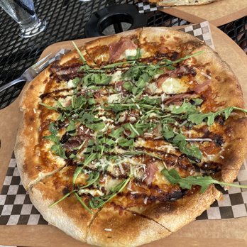 Bricks & Barley - The pizzas are so delicious - Pizza Near Me - Niagara-on-the-Lake, Ontario