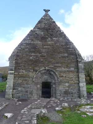 Kilmalkedar Church / Cill Maoilchéadair by null