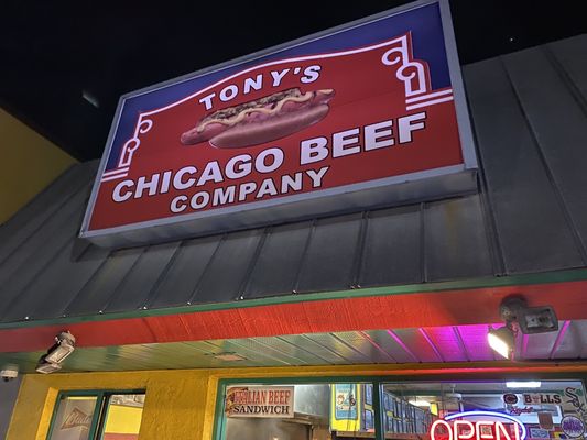 Tony's Chicago Beef Company by null