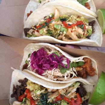 Disco Cheetah - Two tacos for $9.  Beef and chicken - Food Trucks Near Me