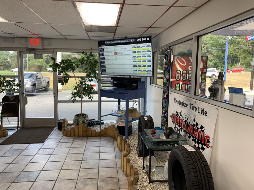 LAKE NORMAN TIRE & AUTO CENTER Updated August 2024 16 Photos & 13