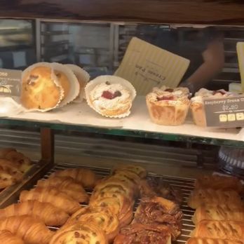 Cream Pan - Bakeries Near Me - Tustin, California Cream Pan - Bakeries Near Me - Tustin, California
