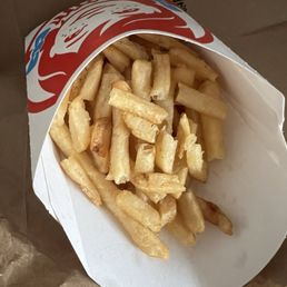 Wtf.... One of the first times I've had soggy fries that were in crumbs. Wtf.... One of the first times I've had soggy fries that were in crumbs.