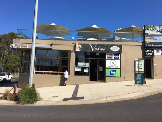 Lorne Hotel by null