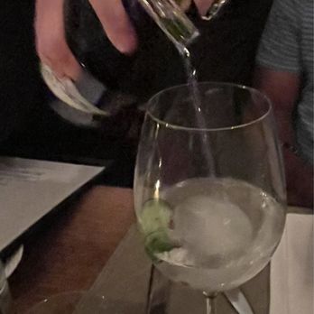 Little London - Pouring liquor - Bars Near Me - Munich, BY