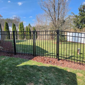 Beal Fence - Fences & Gates Near Me - Diamond, Ohio