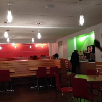 Veggie Grill By Next Level - The dining area and drink bar - Vegan Near Me - Torrance, California Veggie Grill By Next Level - The dining area and drink bar - Vegan Near Me - Torrance, California