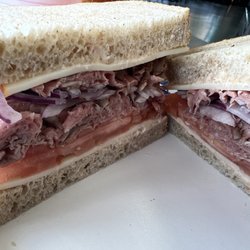 Richard's Corner Gourmet Deli - Yum!