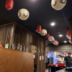 Hikari Sushi - Inside