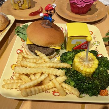 Toadstool Cafe - Cold, lame cheeseburger did not even eat it all - Cafes Near Me - Universal City, California