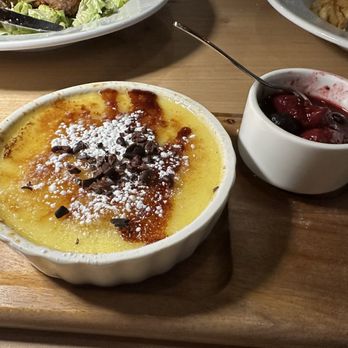Parque 1055 - Creme Brulee - Wine Bars Near Me - Santa Paula, California Parque 1055 - Creme Brulee - Wine Bars Near Me - Santa Paula, California