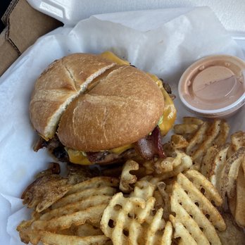 Backdoor BRGR - Stoneman Burger with Cajun fries and house made fry sauce - Burgers Near Me - Provo, Utah Backdoor BRGR - Stoneman Burger with Cajun fries and house made fry sauce - Burgers Near Me - Provo, Utah