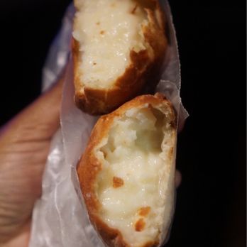 Cachapas y Mas - Pastelito De Queso - Venezuelan Near Me - Ridgewood, New York