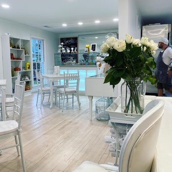 Cafe I AM - Inside - Coffee & Tea Near Me - Sandy Springs, Georgia