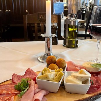 vi vadi RUSTICO - Italian Near Me - Munich, BY vi vadi RUSTICO - Italian Near Me - Munich, BY