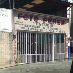 Foto estudio Pérez - Fachada del foto estudio! Vayan los que atienden son muy buenas personas y puntuales!