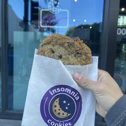 Oatmeal Chocolate Walnut